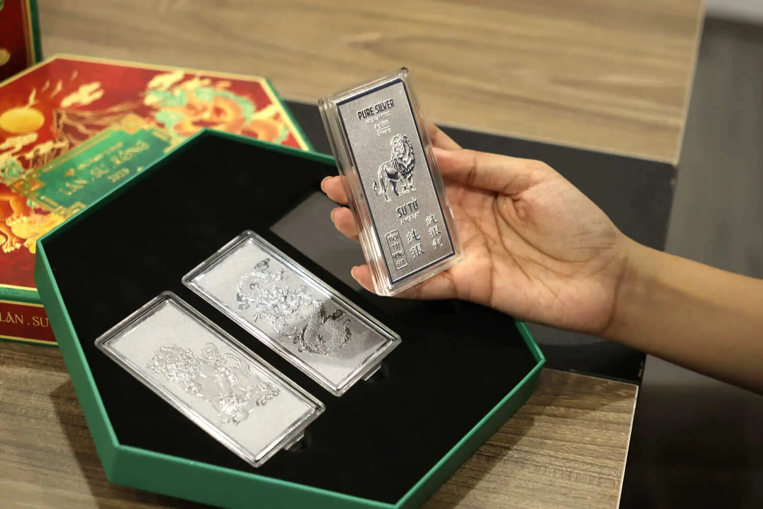 Mua Bạc tích trữ Bắc Sư Tử 5 lượng Mua Bạc tích trữ Bắc Sư Tử 5 lượng