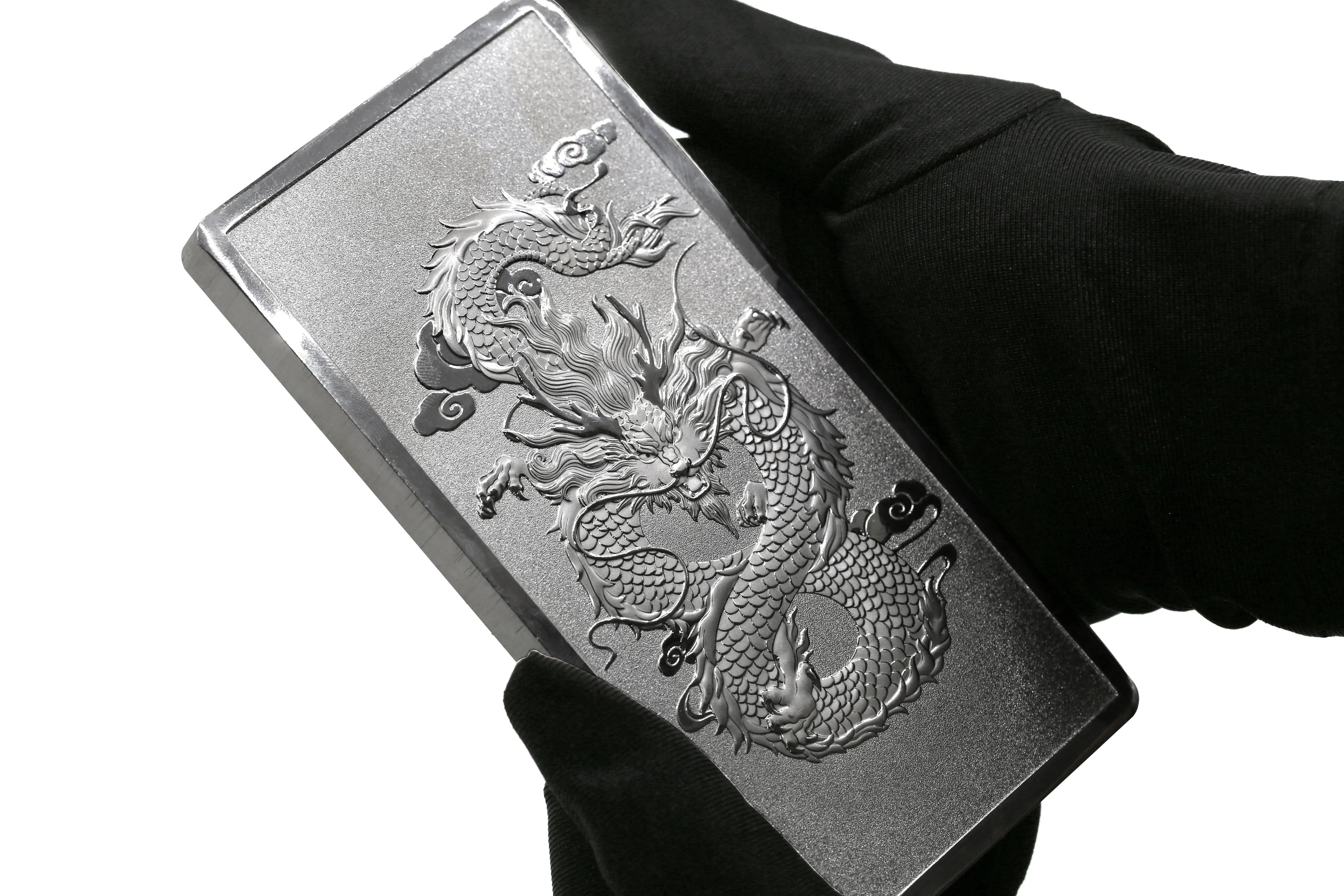 Ngân Long Quảng Tiến 1KG của thương hiệu Ancarat hứa hẹn đem đến làn gió mới cho thị trường bạc Việt Nam