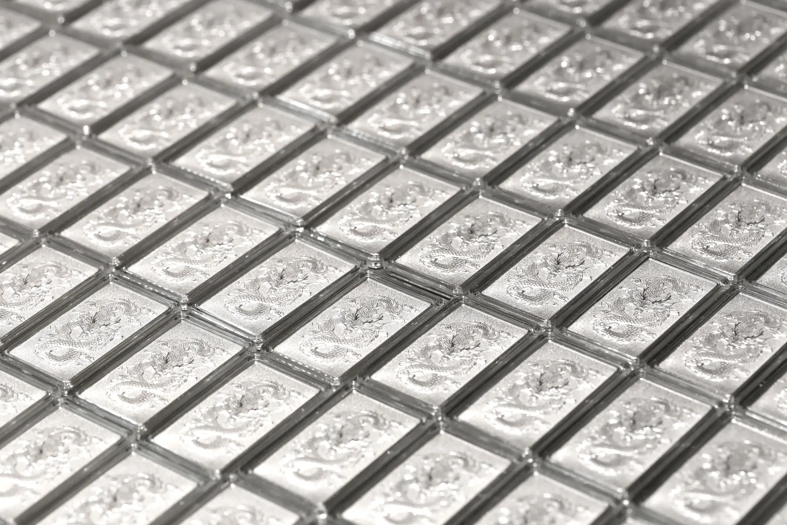 Bạc xác lập vai trò "dòng máu công nghệ" không thể thay thế trong hạ tầng AI và cuộc cách mạng pin thể rắn thế hệ mới. Bạc xác lập vai trò "dòng máu công nghệ" không thể thay thế trong hạ tầng AI và cuộc cách mạng pin thể rắn thế hệ mới.