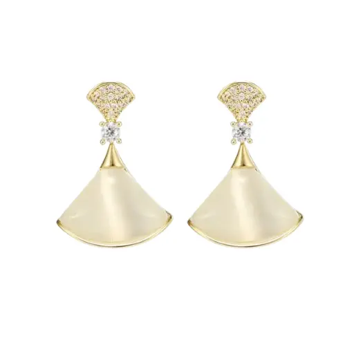 [AG7502.B168.510] Bông tai vàng 18K Golden L – Rẻ quạt trắng